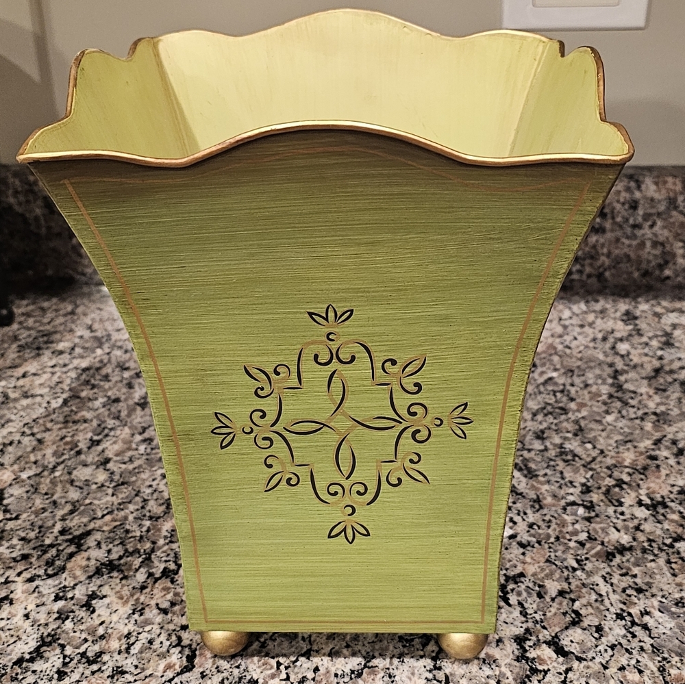 Southern Living Tole-painted large planter in green with gold accents